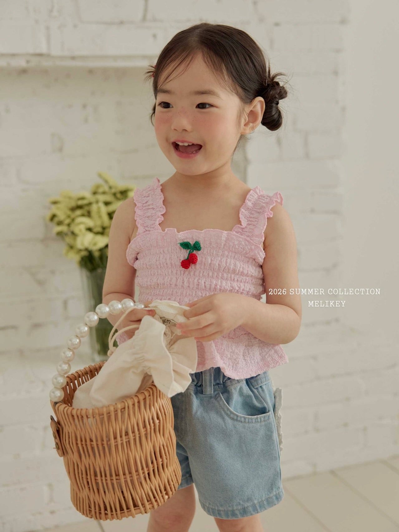 Cherry tucking blouse