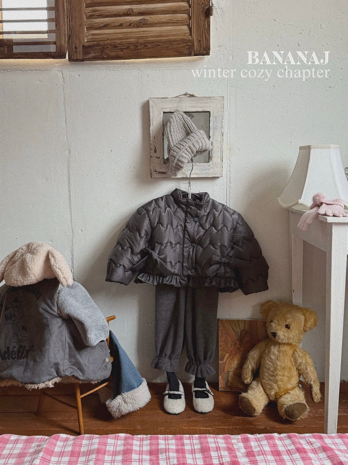 Ribbon padding jacket