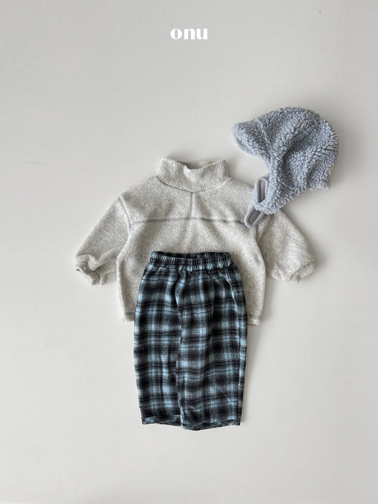 Puff winter hat (baby)