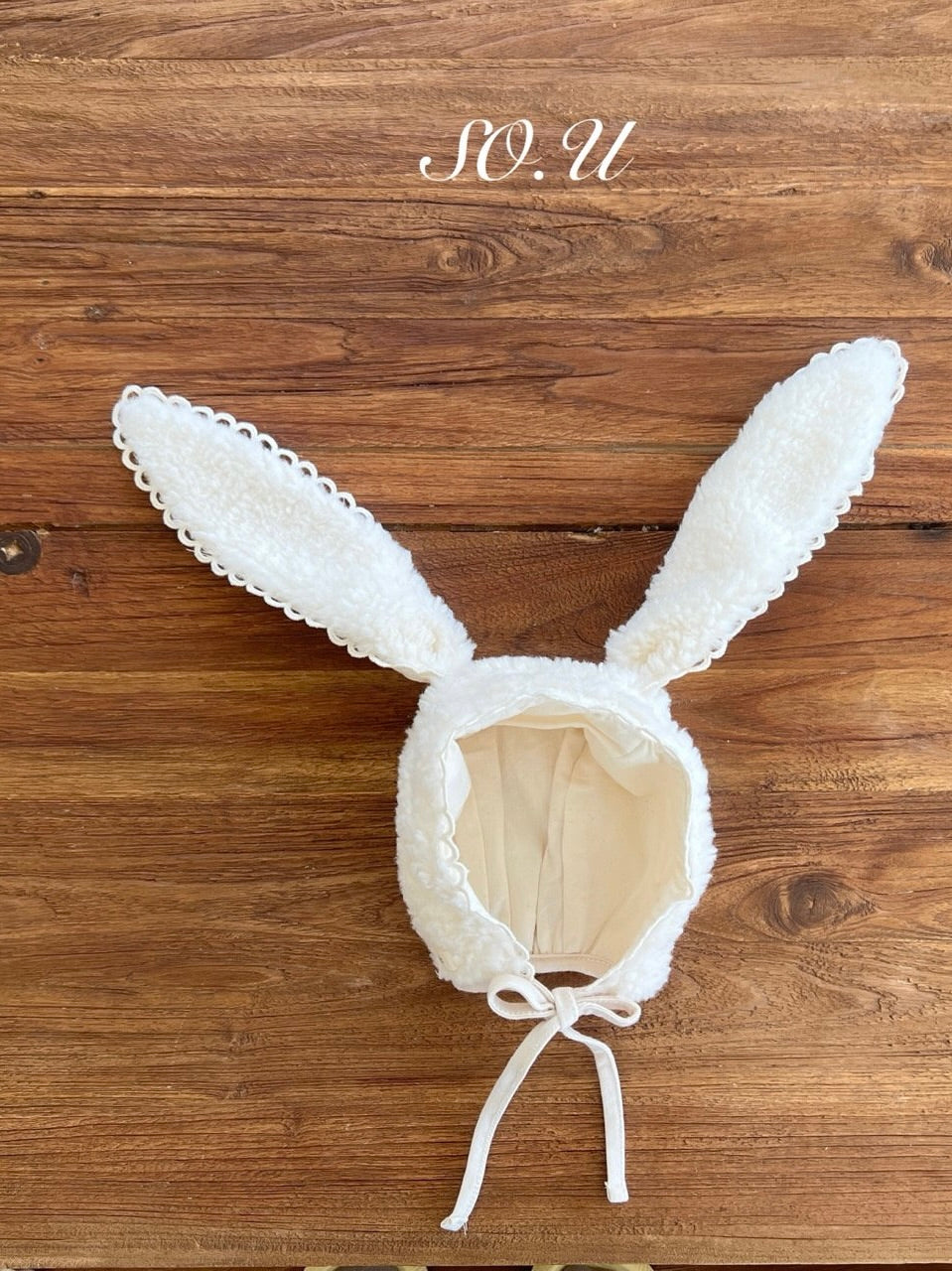 Boa bunny bonnet