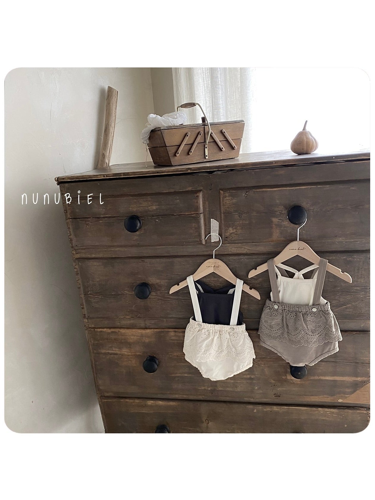Lace skirt bloomer