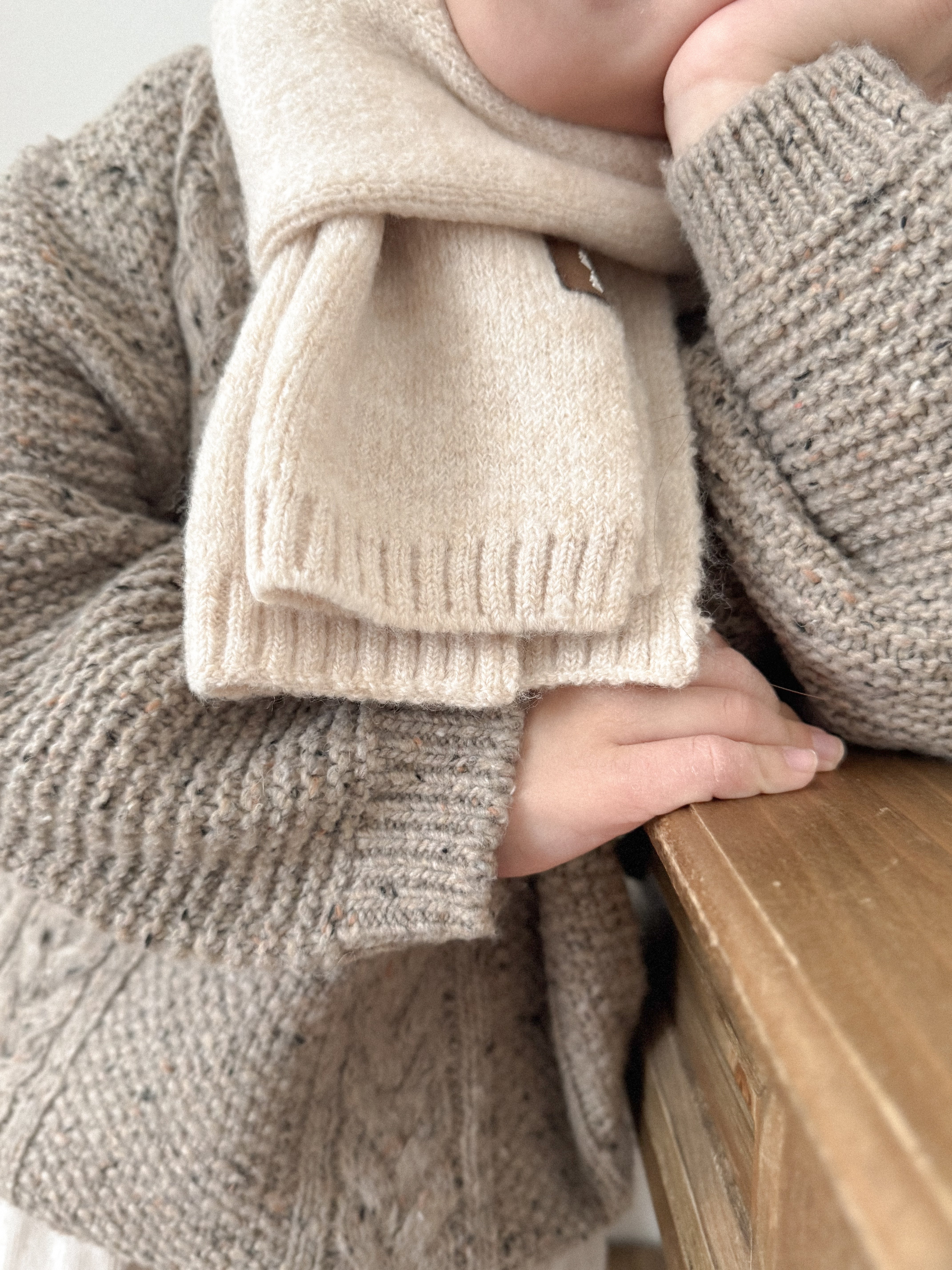 Noah knit muffler