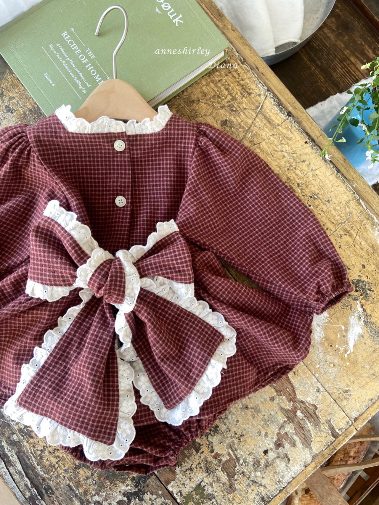 Carol lace ribbon suit