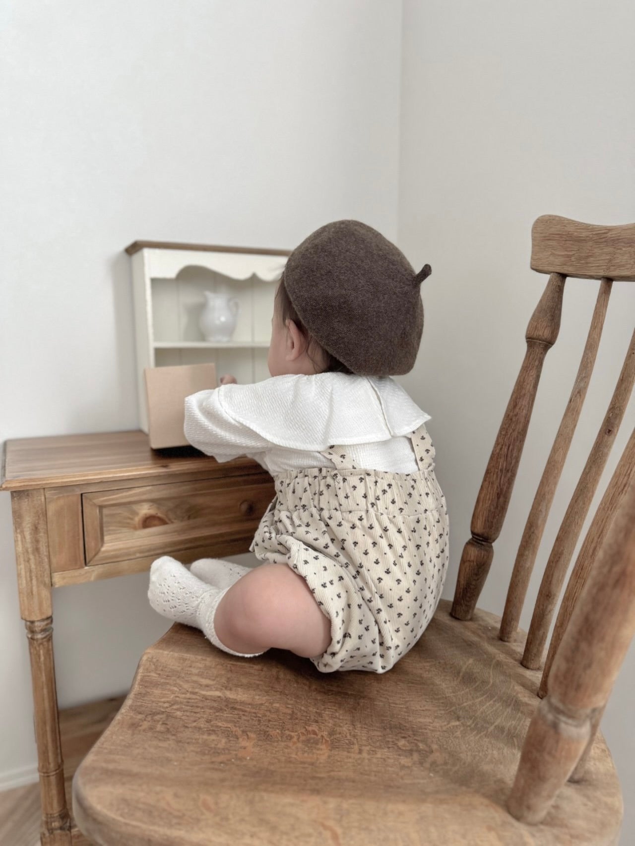 Natural suspender bloomer