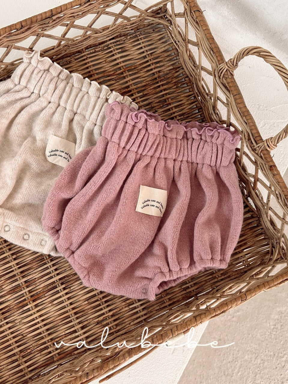 Soft pastel bloomer (baby)