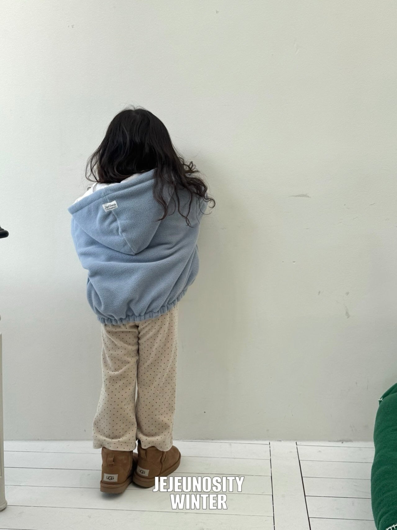 Ive reversible hooded jumper