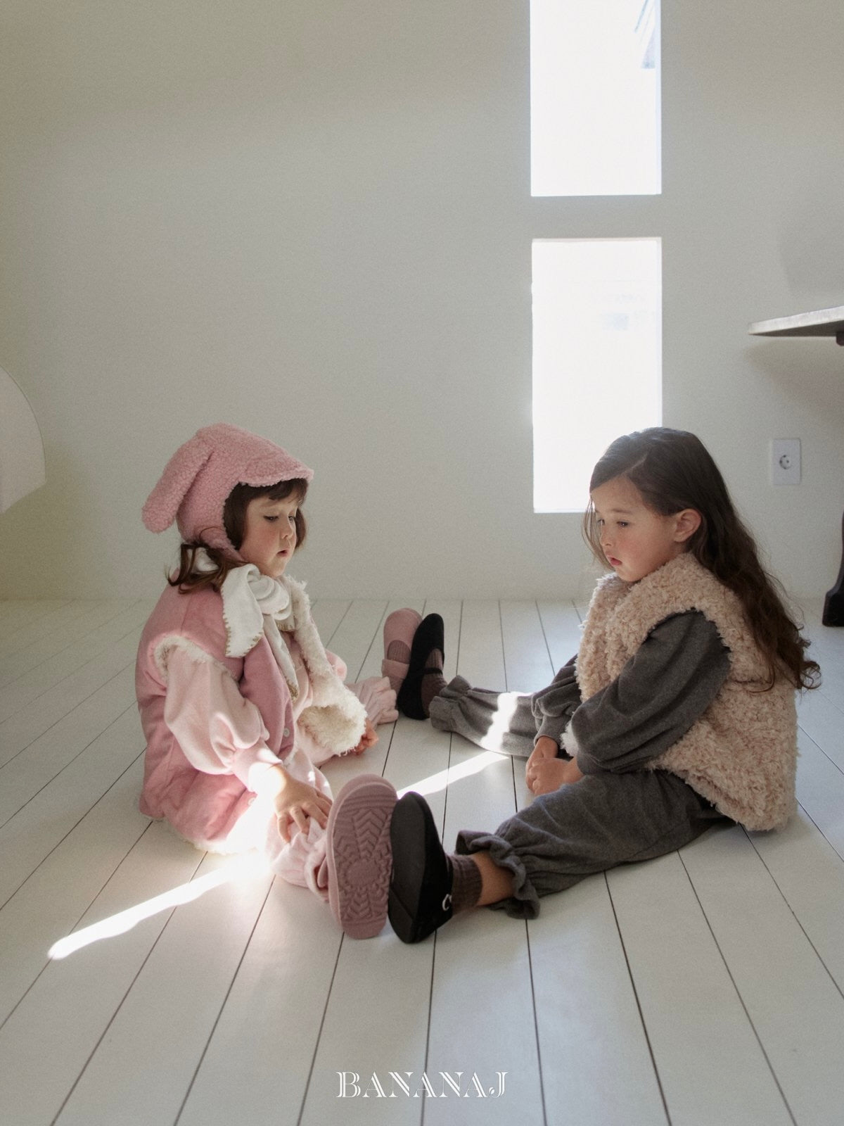 Soft reversible vest