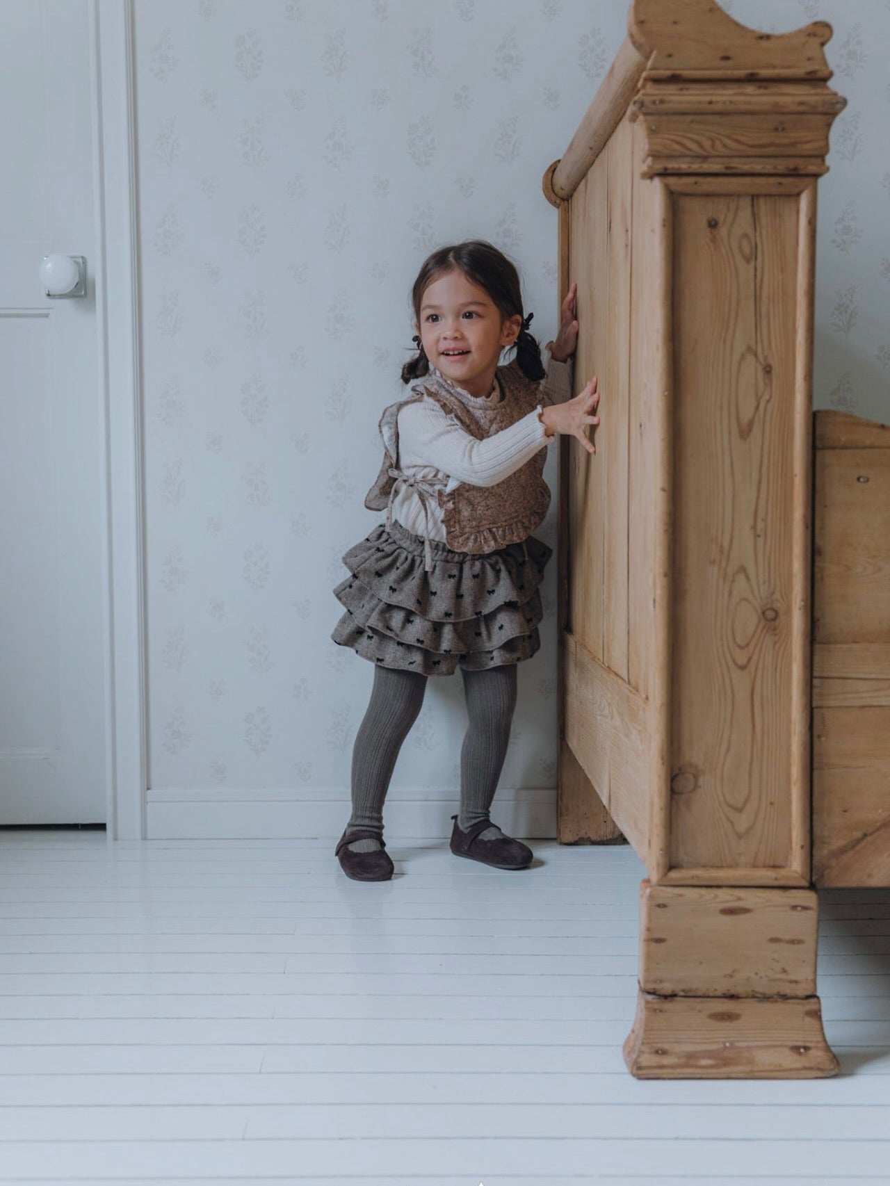 Chloe ribbon cancan pants