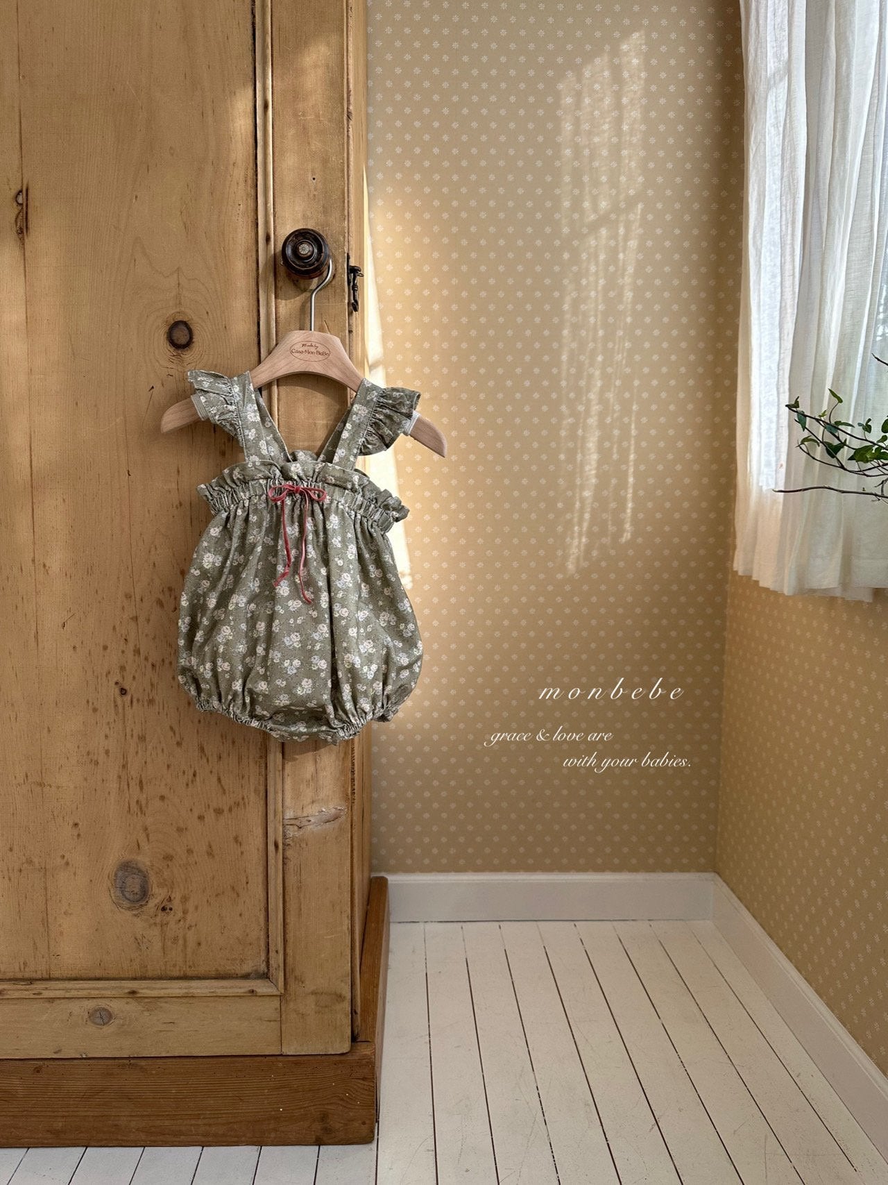 Flower frill rompers