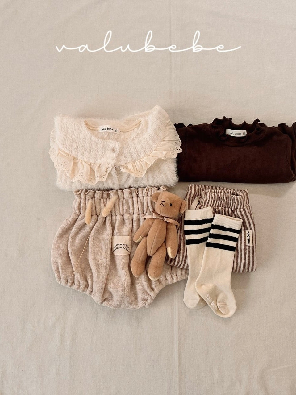 Soft pastel bloomer (baby)