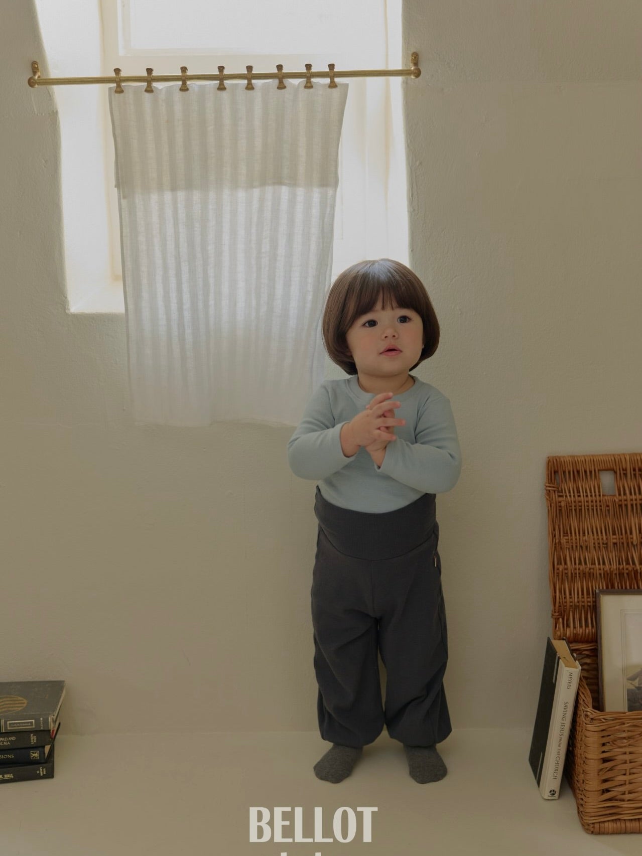 Bebe luna aladdin pants