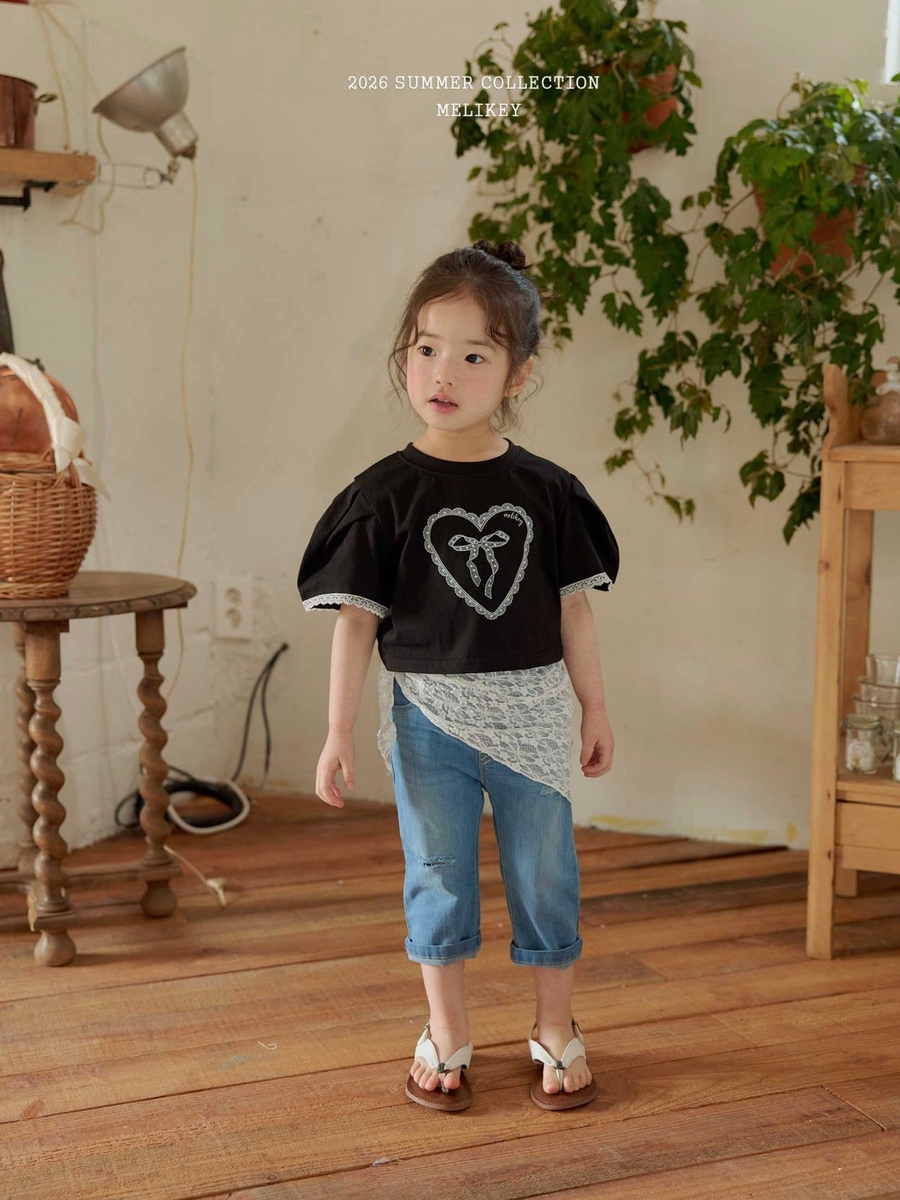 Heart ribbon T shirt