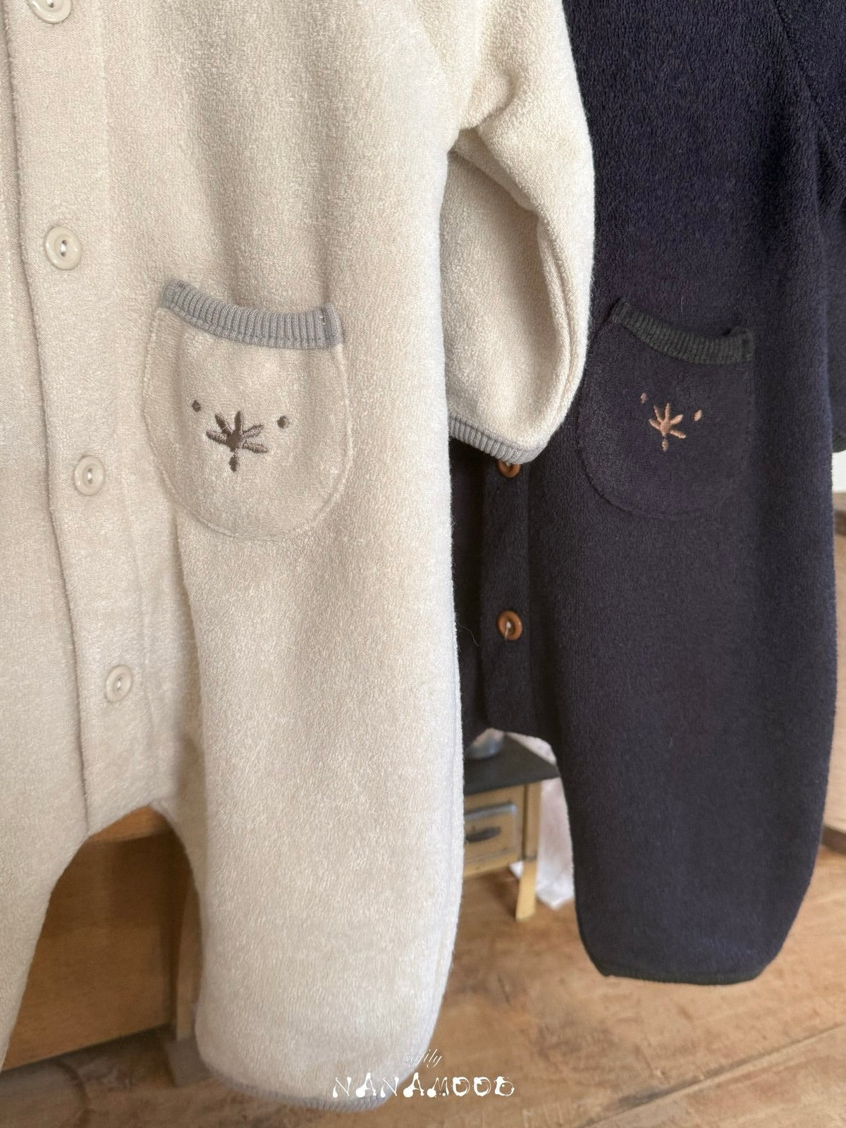 Toto collar coverall