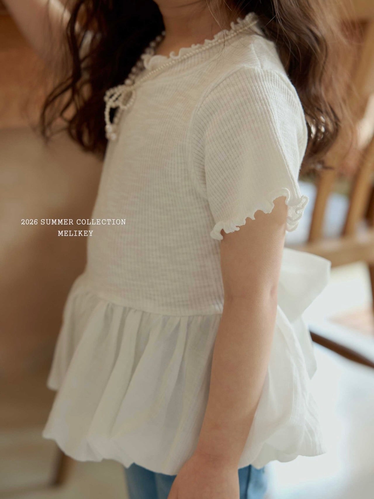 Bouncy ribbon T shirt