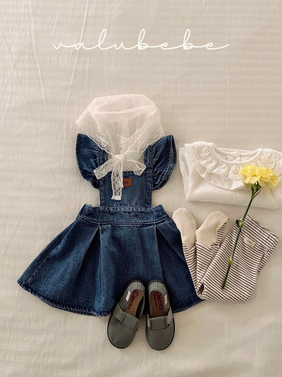 Stripe footed leggings