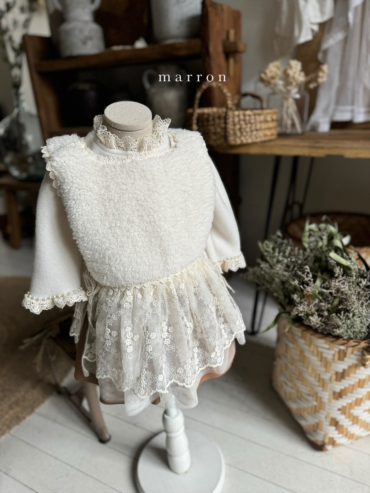 Angel pearl blouse