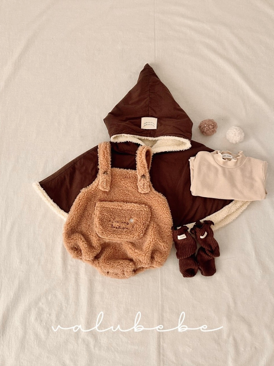 Cocoon fluffy hooded cape (baby)
