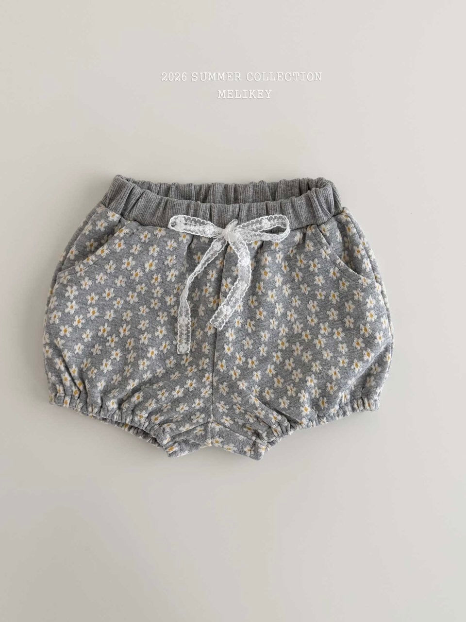 Mini daisy pants