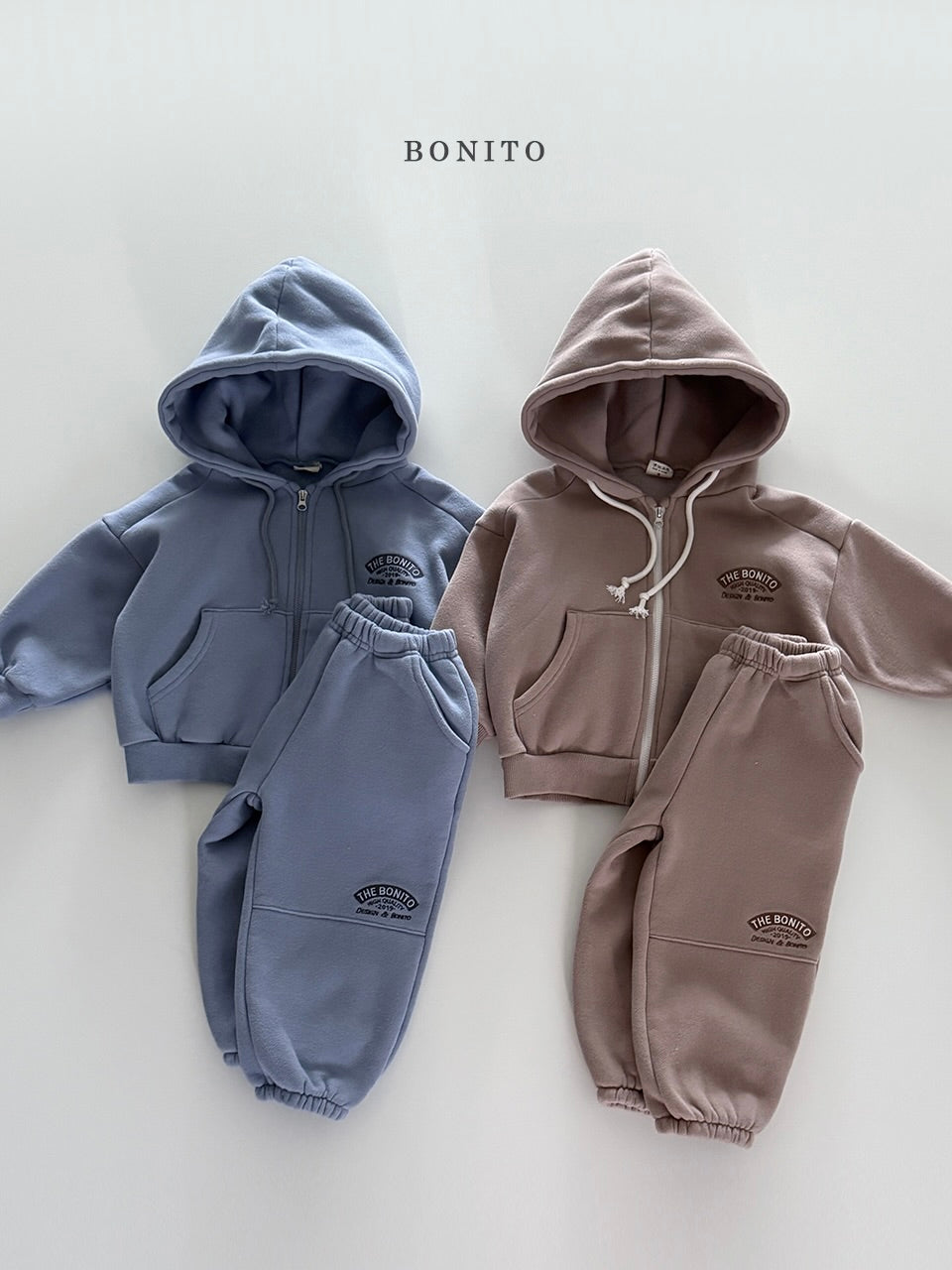 Front slit zip-up hoodie