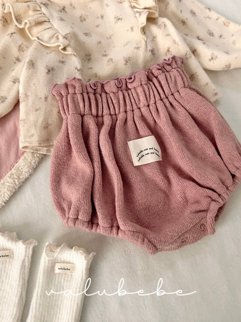 Soft pastel bloomer (baby)