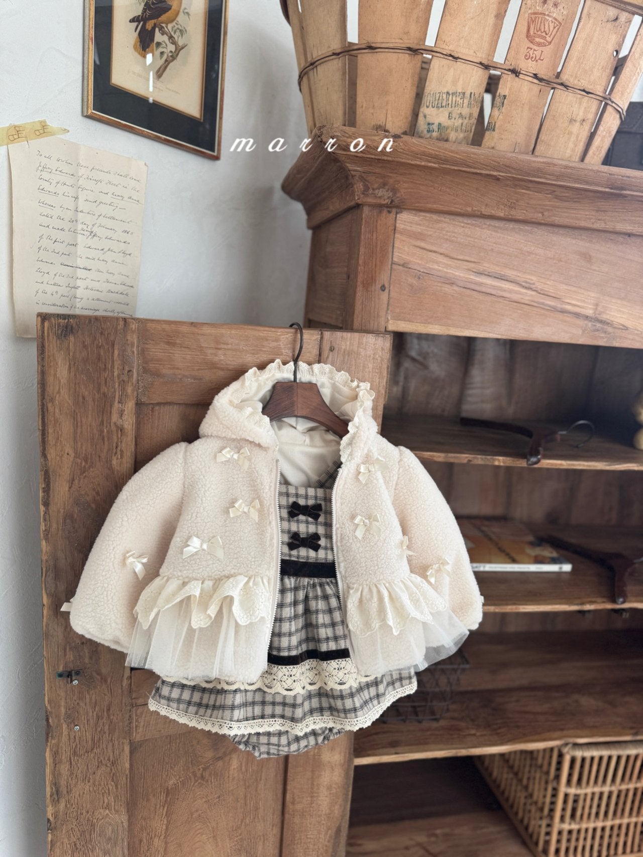 Ribbon hooded zip up