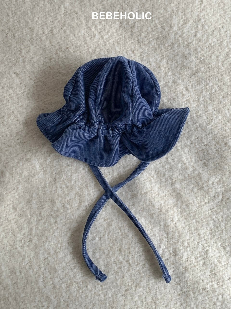 Denim bucket hat