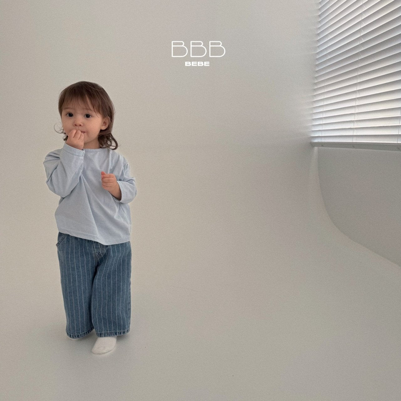 Bebe striped blue pants