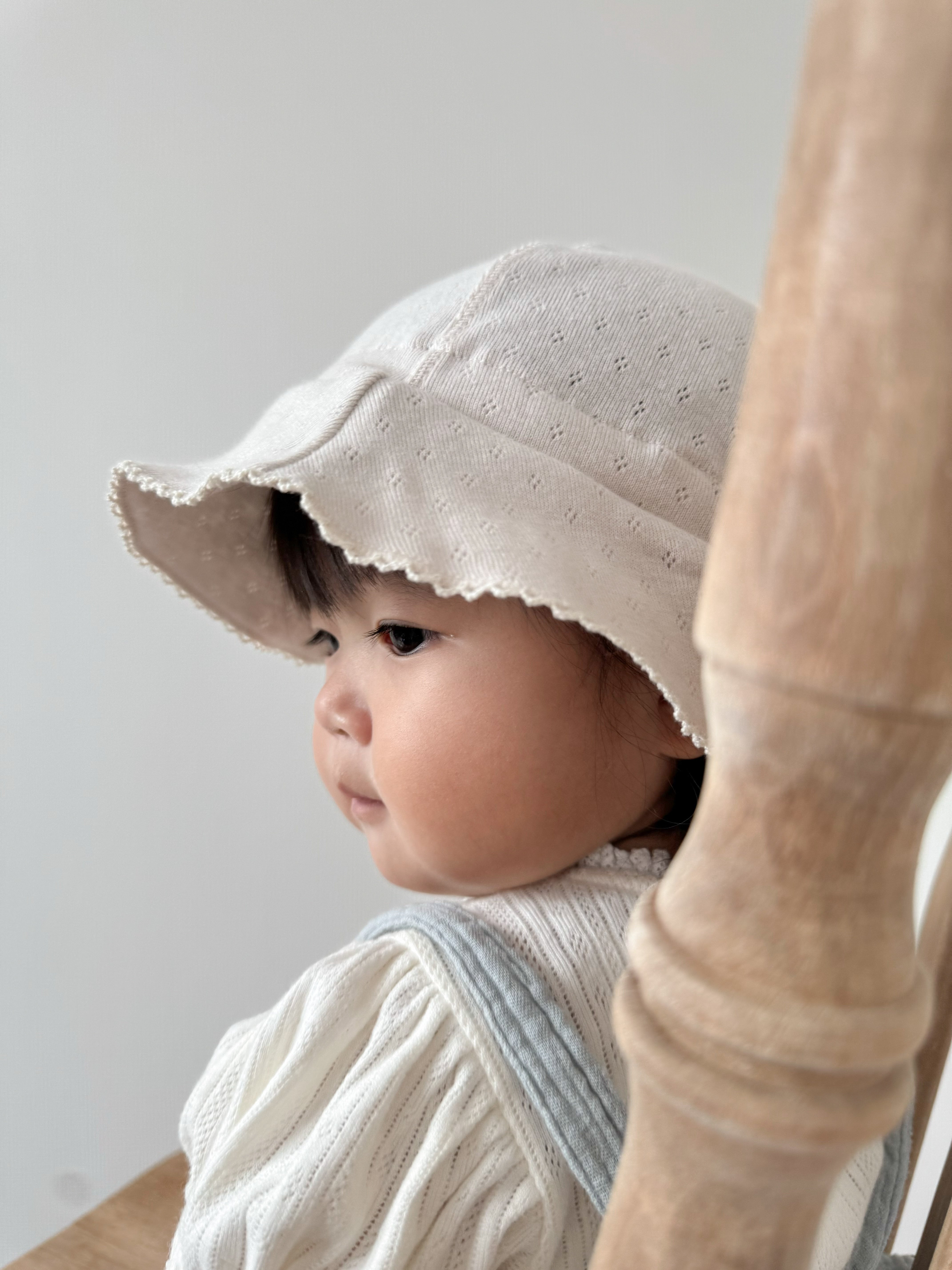 Audrey summer hat with monbebe