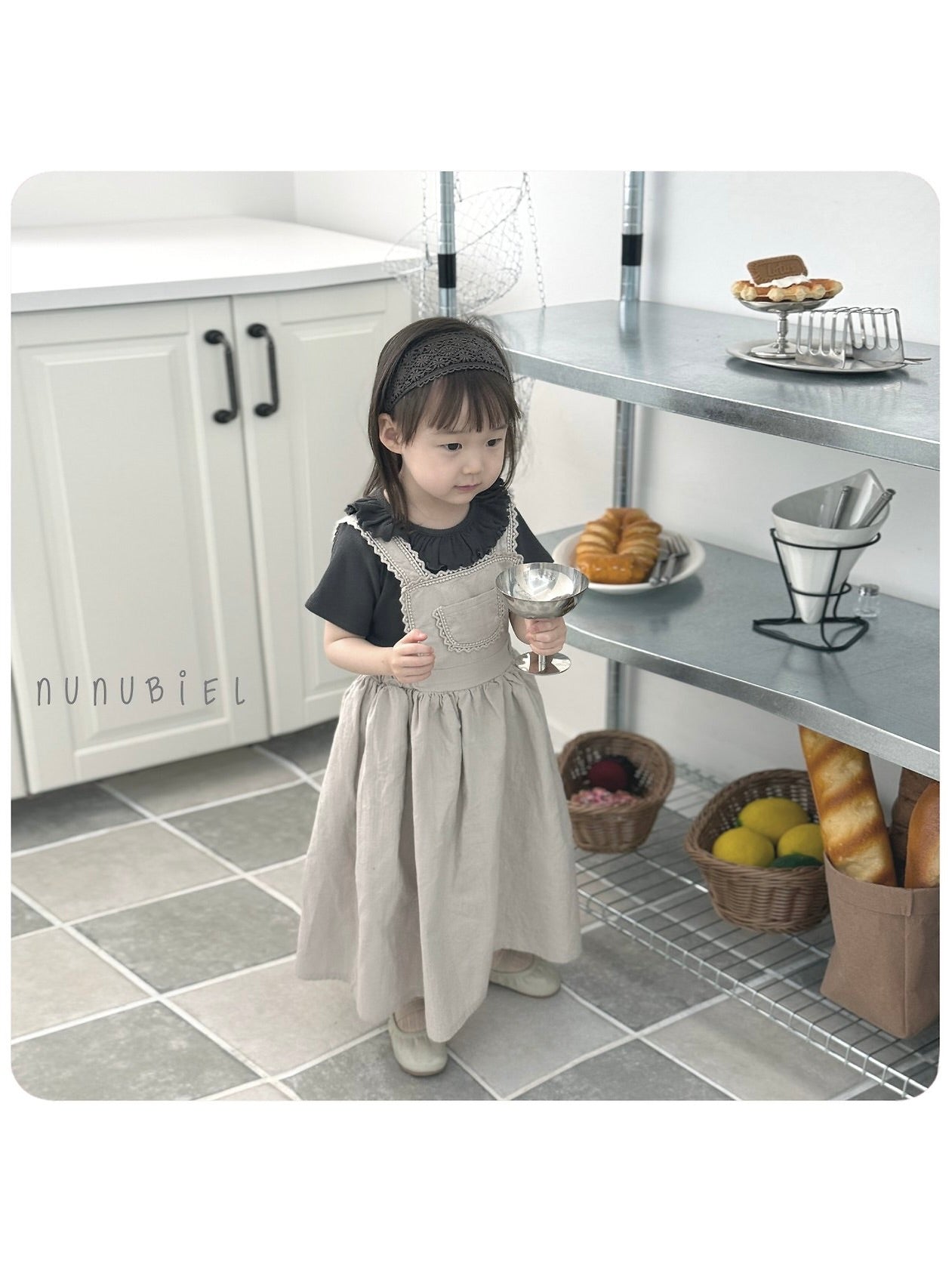 Ribbed frill T shirts