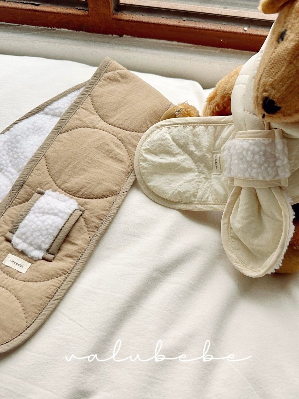 Warm quilted scarf (baby)