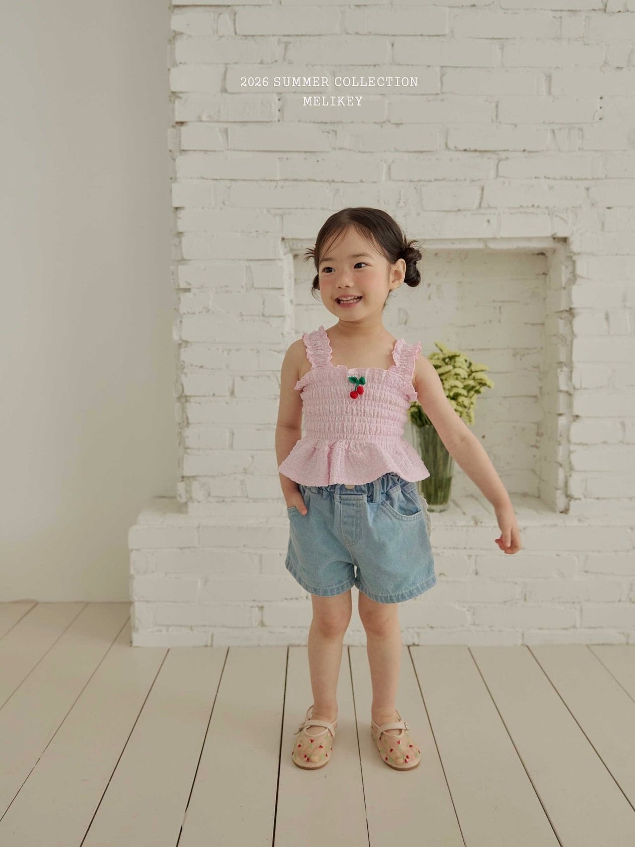 Cherry tucking blouse