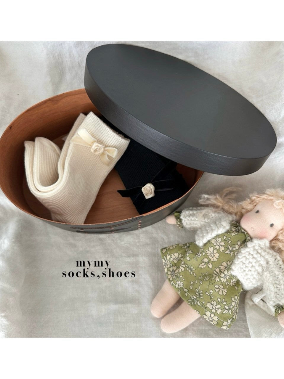 Black soybean socks set