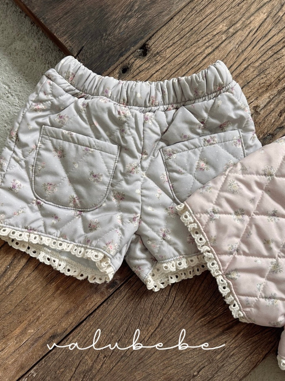 Quilted lace shorts (baby)