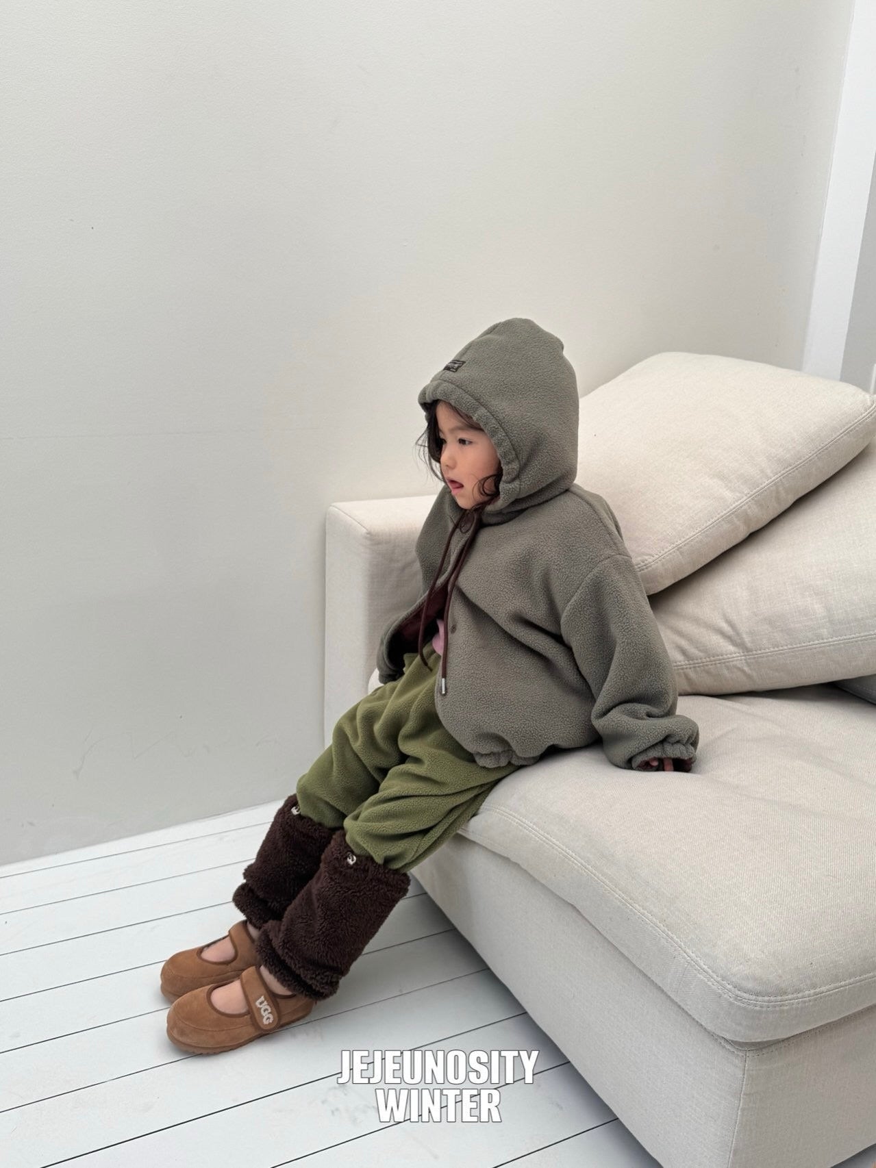 Ive reversible hooded jumper