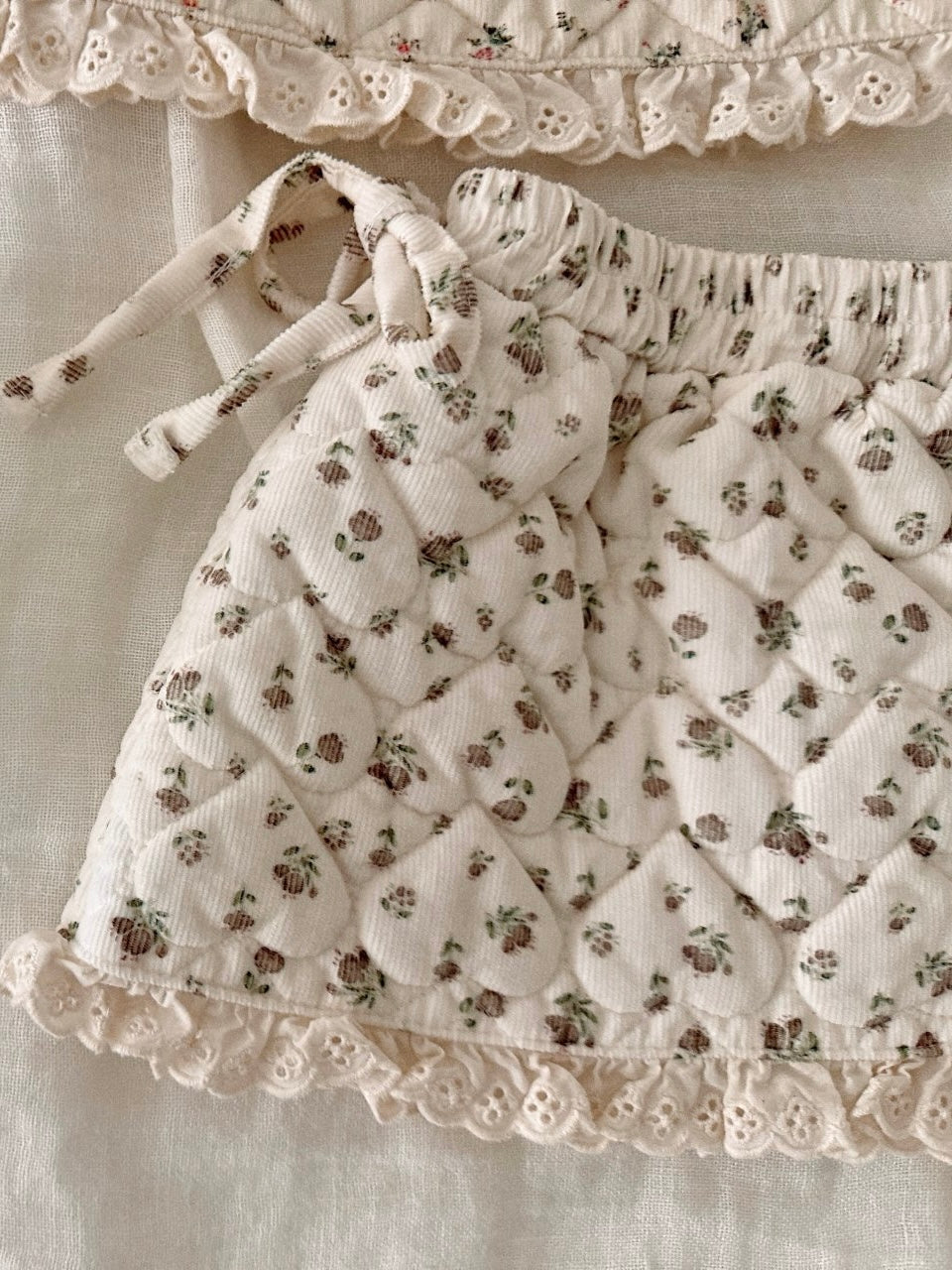 Flower padded skirt (baby)