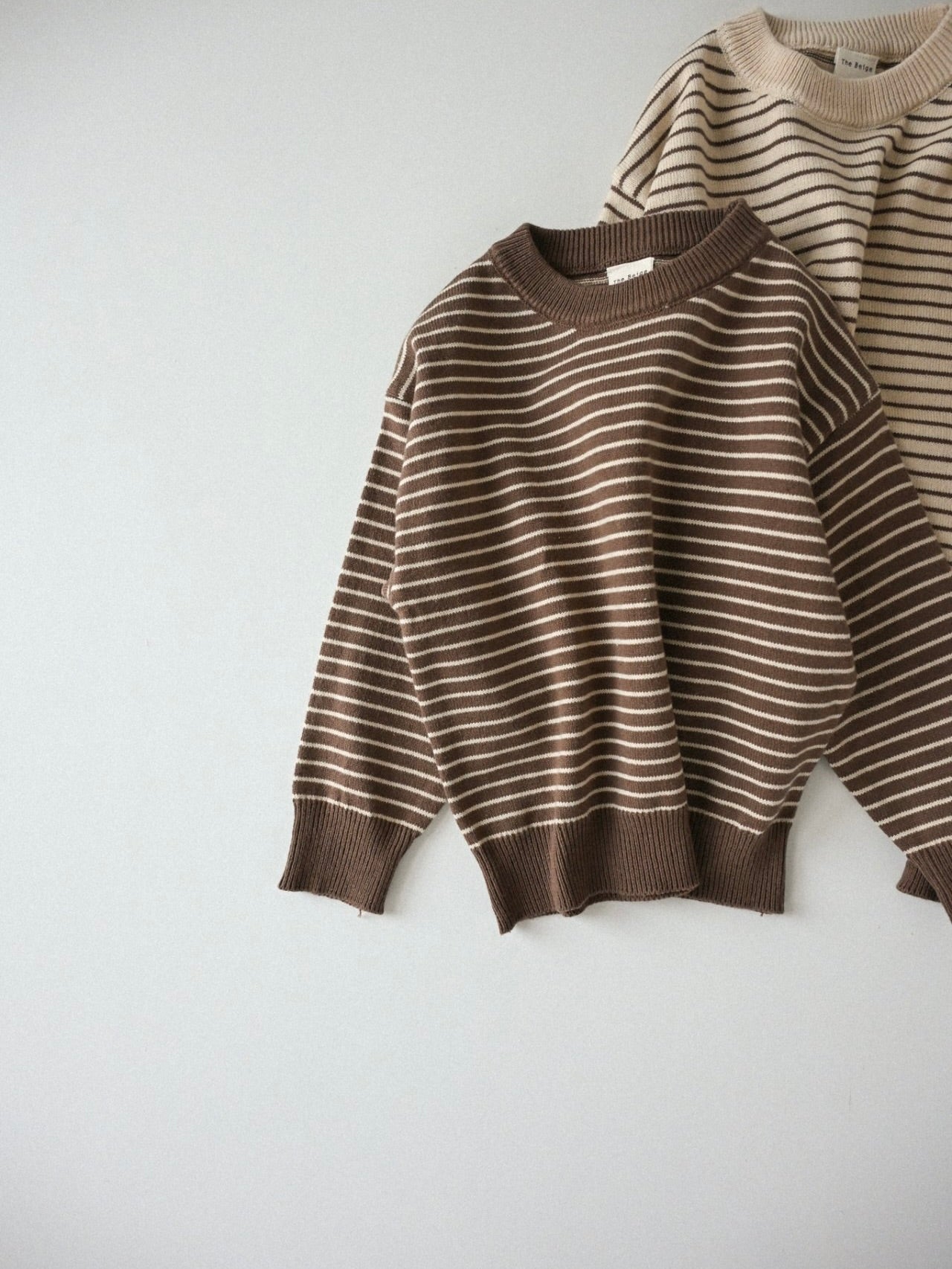 Round stripe knit