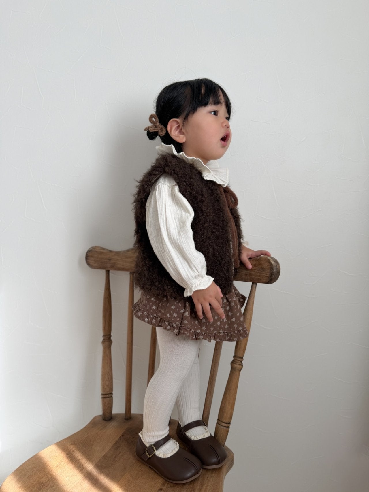 Nougat collar blouse