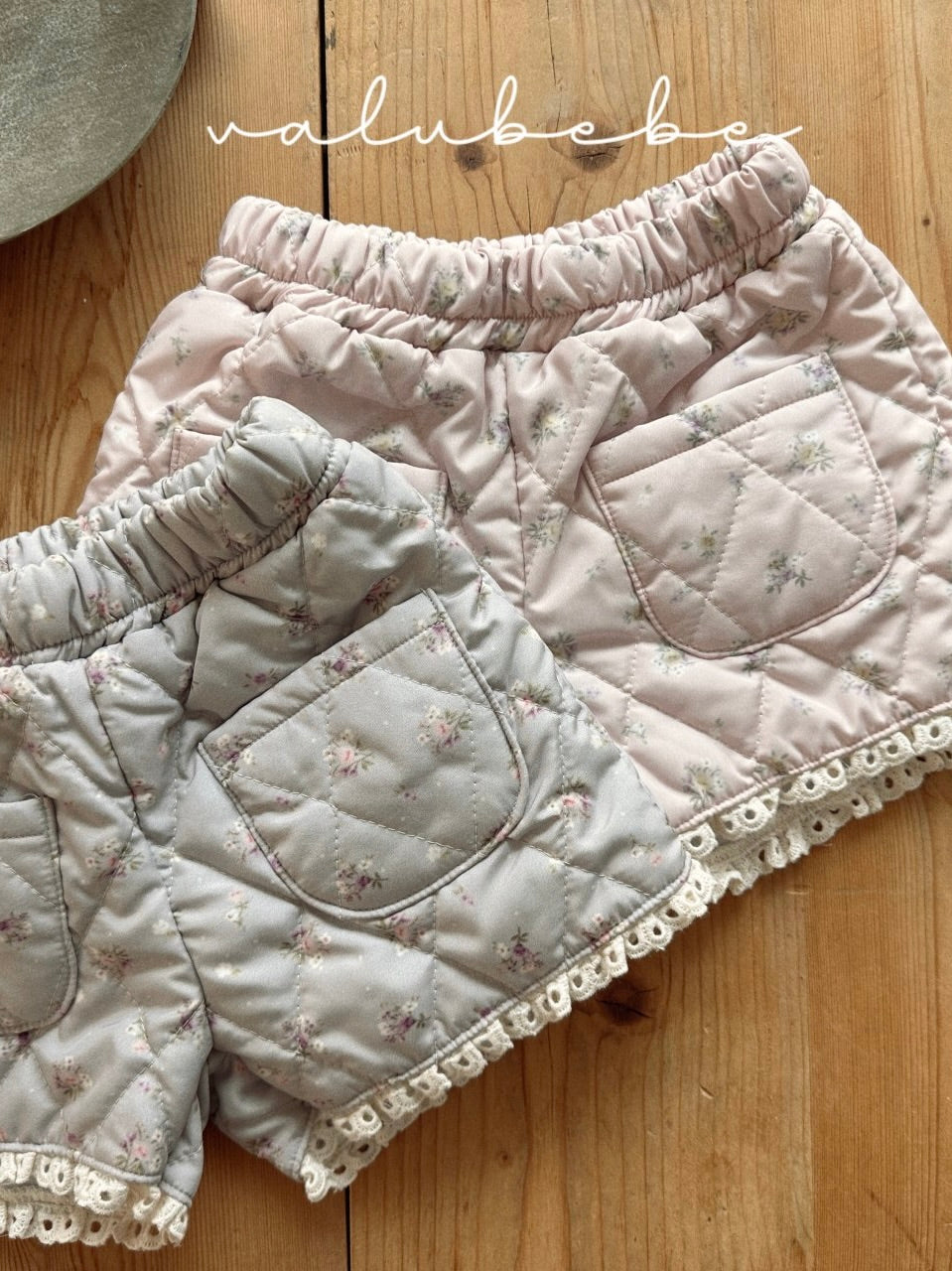 Quilted lace shorts (baby)