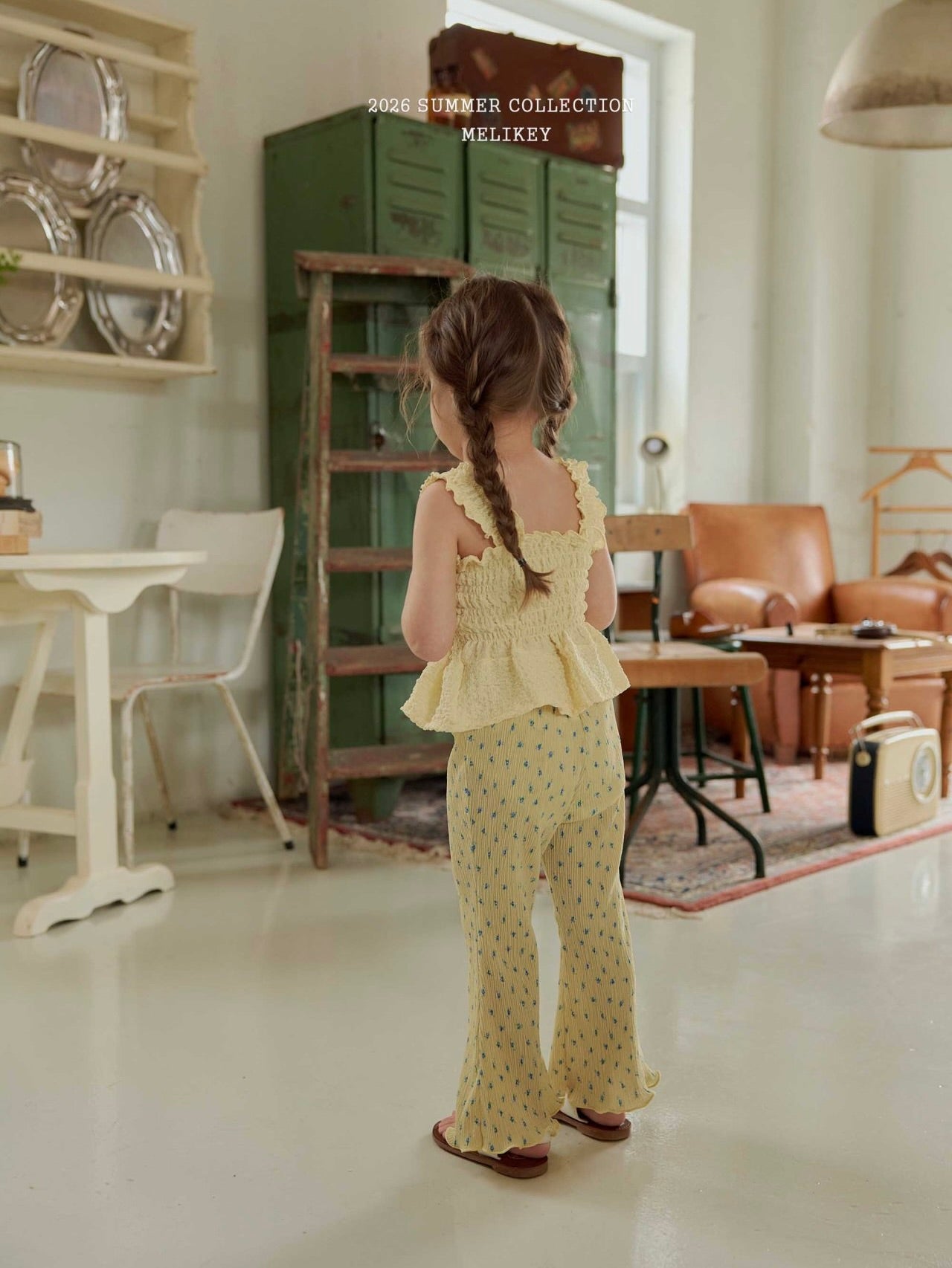 Cherry tucking blouse