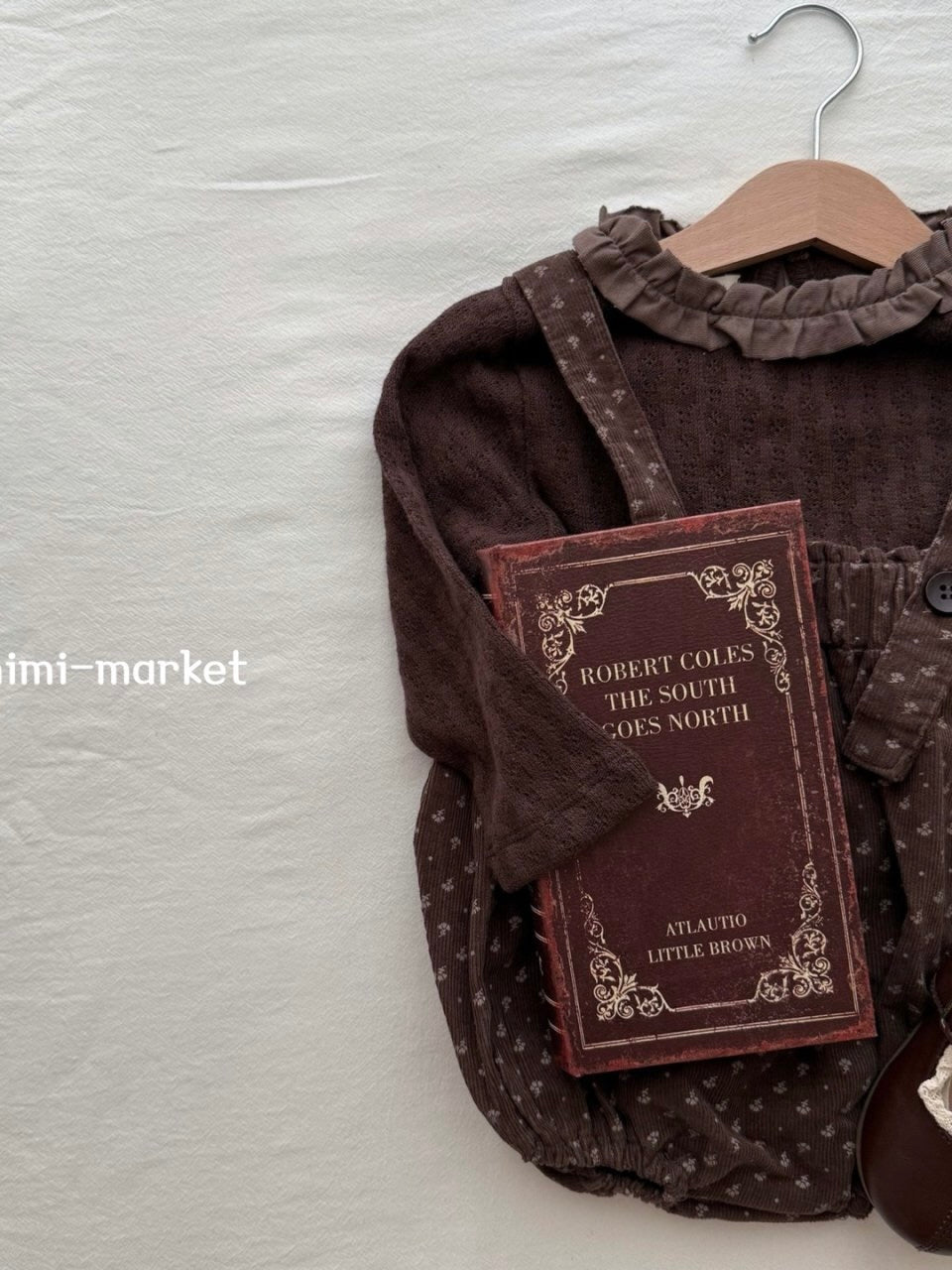 Natural suspender bloomer