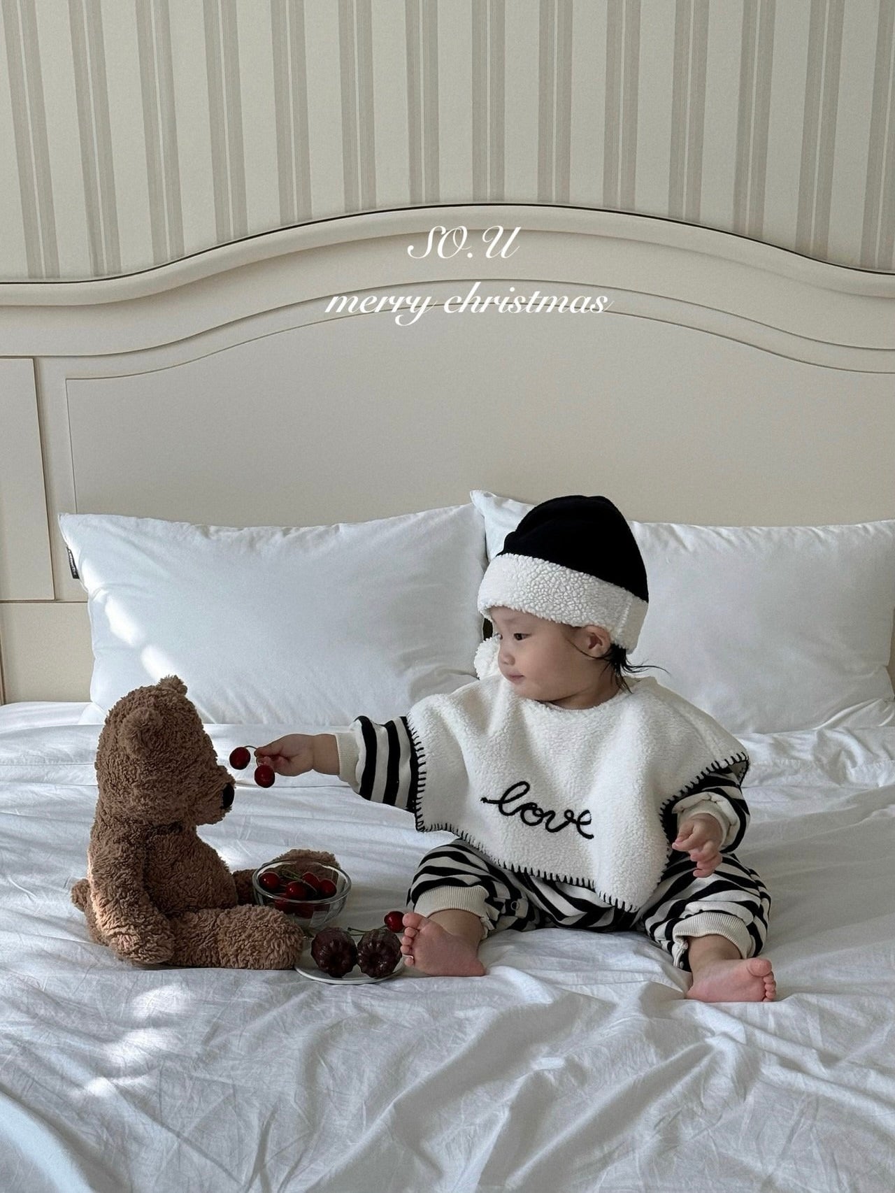 Christmas embroidered cape