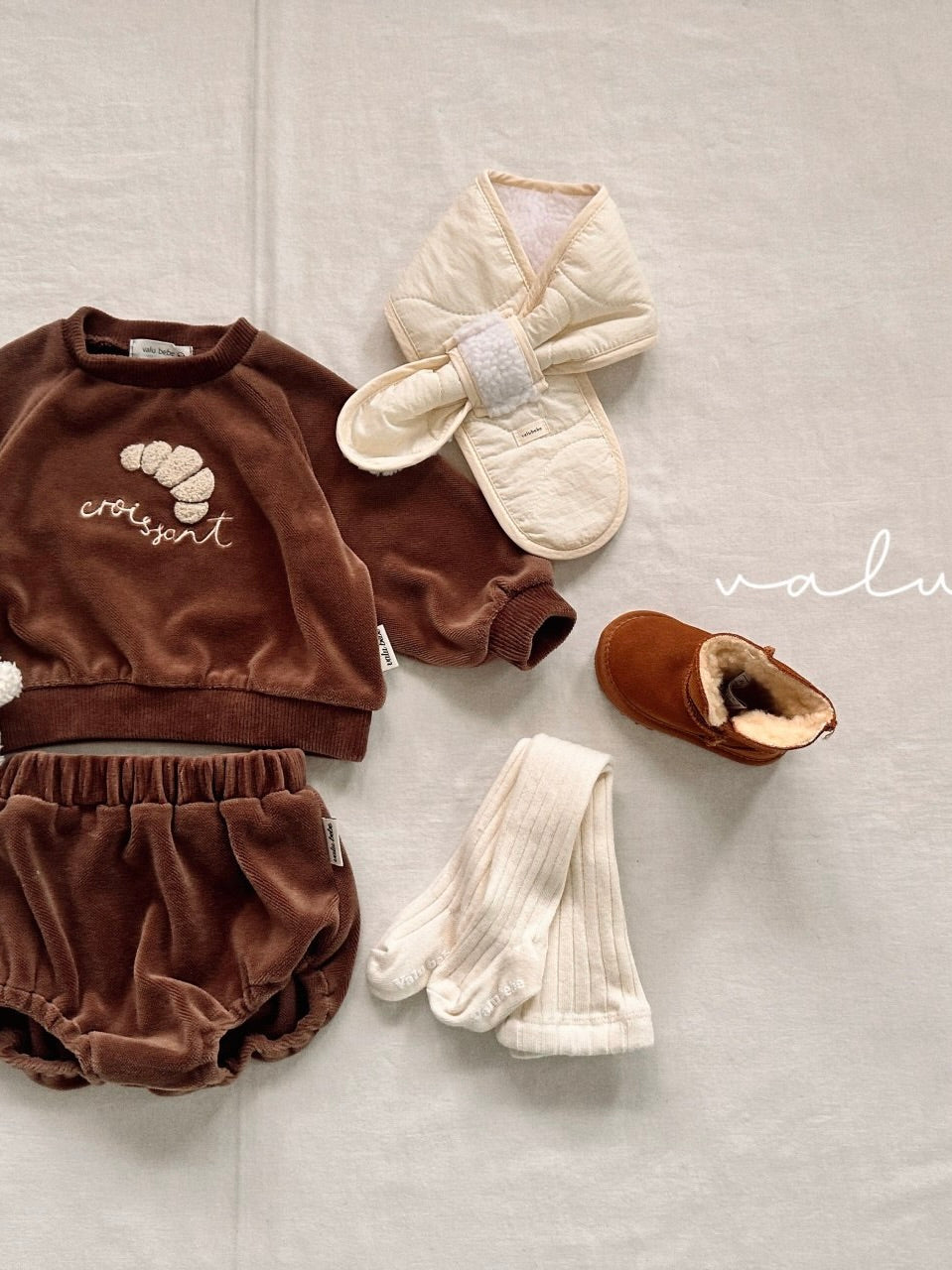 Fluffy velour bloomer (baby)