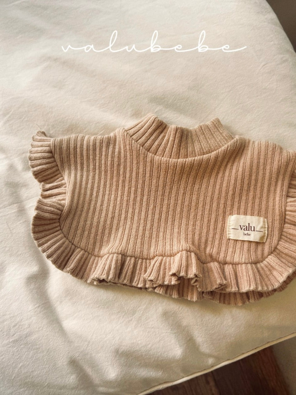 Bella half neck cape (baby)
