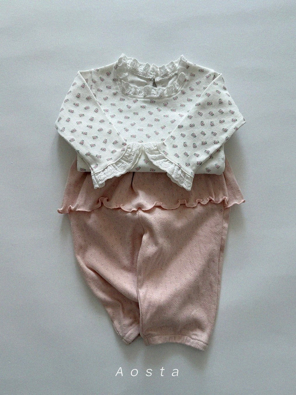 Angel frill pants