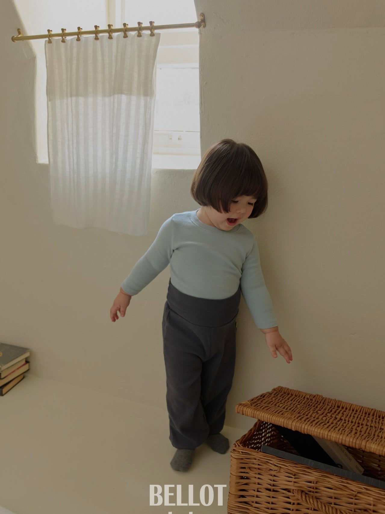 Bebe luna aladdin pants