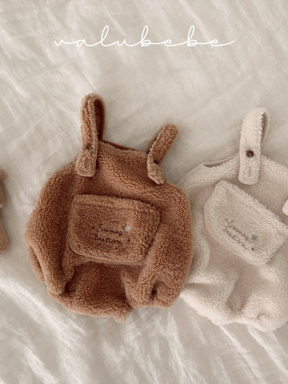 Fluffy suspender rompers (baby)
