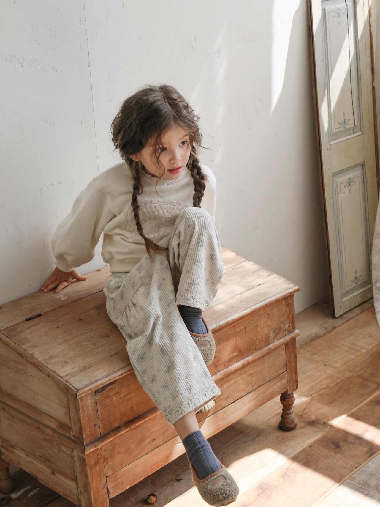 Corduroy floral pants