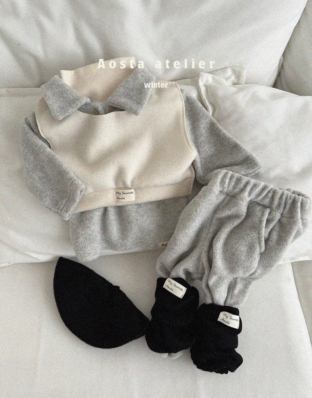 Classic knit pants