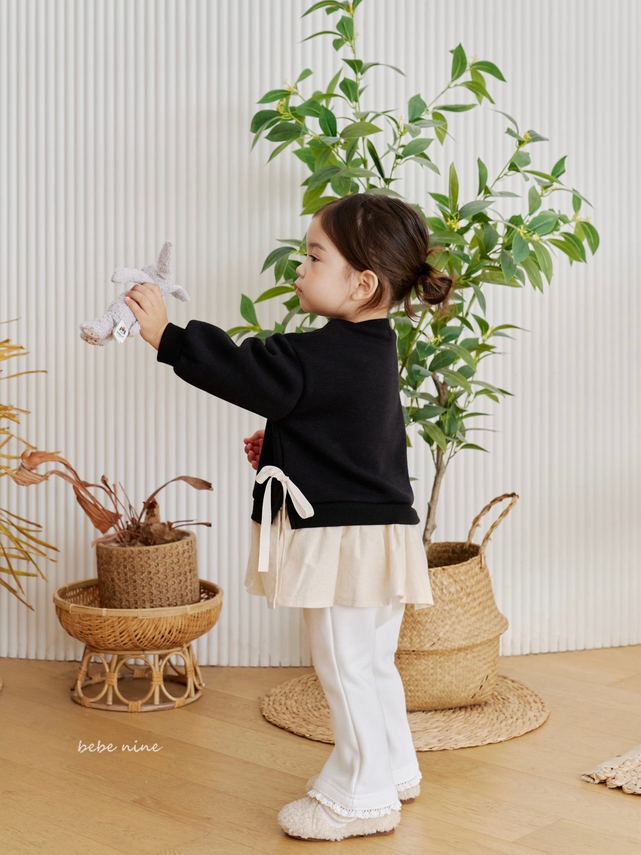 Frill Fleece Flare Pants