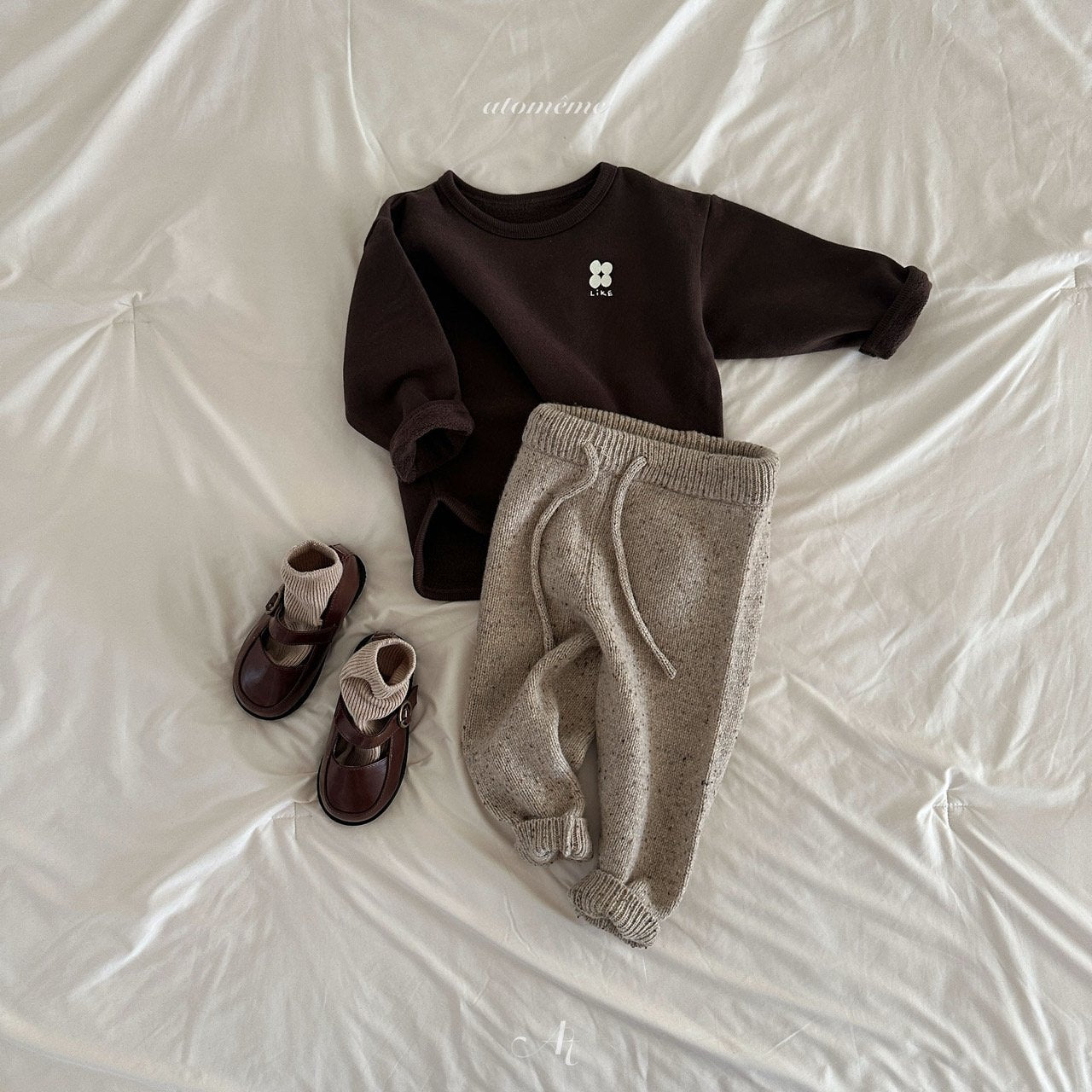 Wool knit pants